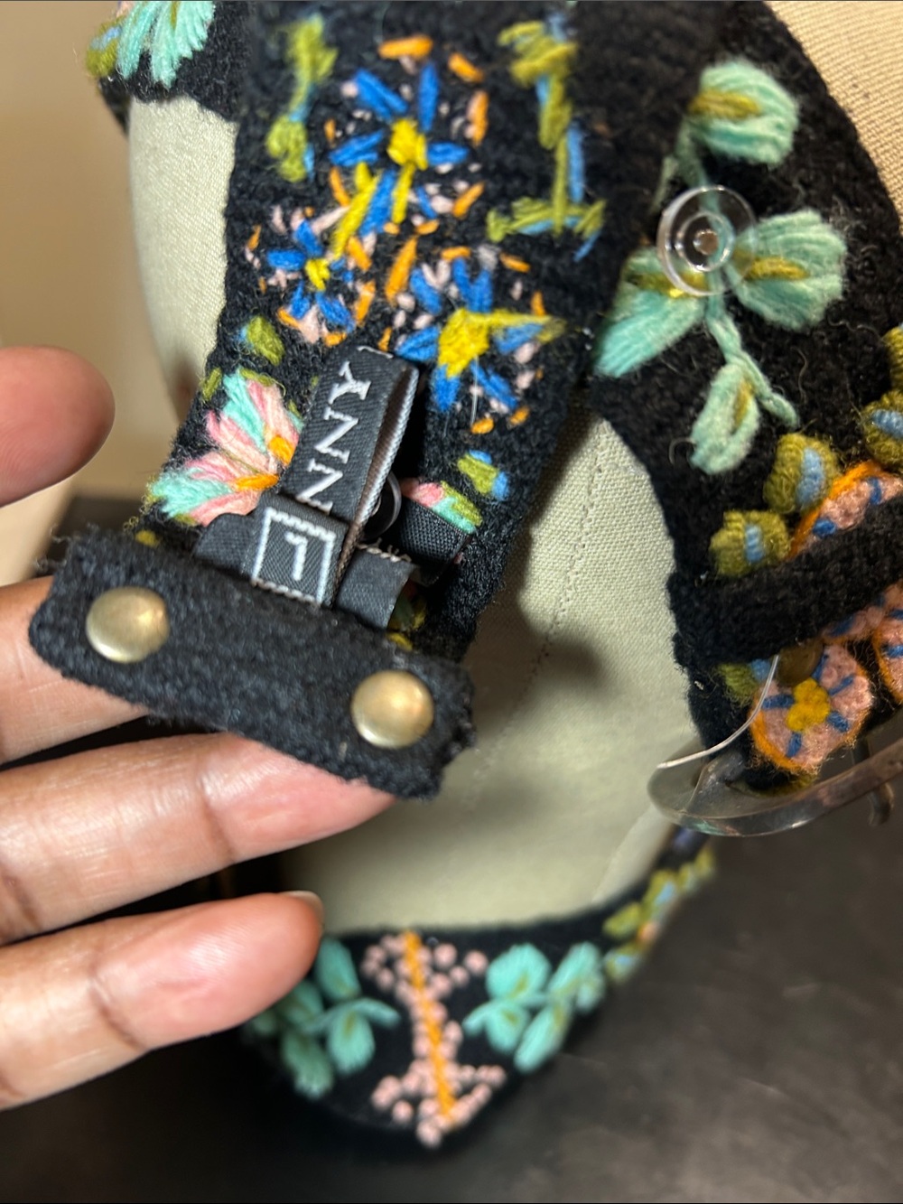 Jenny Kraus Black Embroidered 100% Wool Floral Belt - Mint & Pink Accents NWOTs - Picture 4 of 6